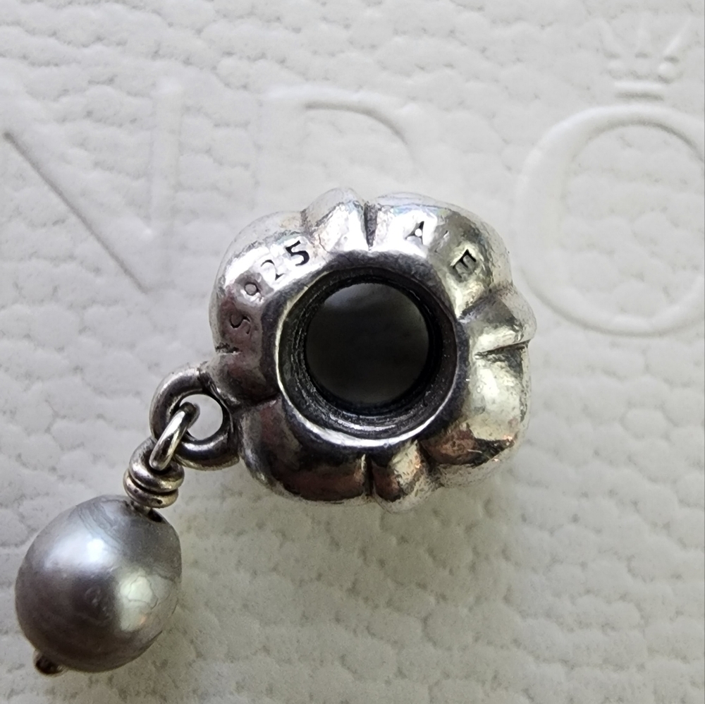 Pandora My Wish Grey Pearl Dangle Charm - Picture 4 of 6